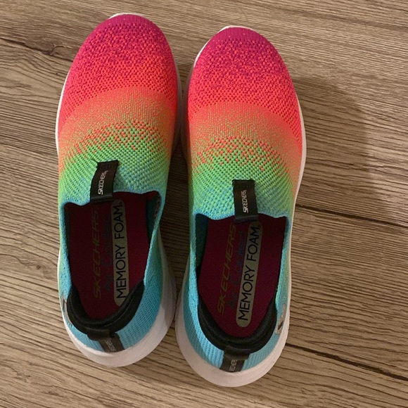 Skechers Hands Free Slip-Ins Ultra Flex  Slip-On Sneaker Size 4 Multi-Color - Picture 3 of 3